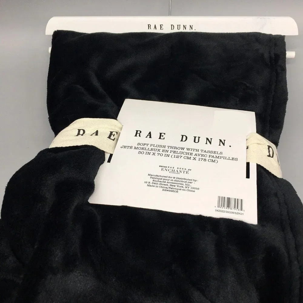 Rae Dunn Halloween HOCUS POCUS Fleece Throw Blanket Black Tassel Witch Hat 50x70